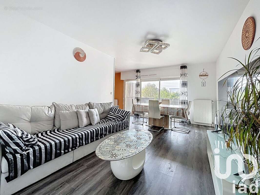 Photo 5 - Appartement à SAINT-JACQUES-DE-LA-LANDE