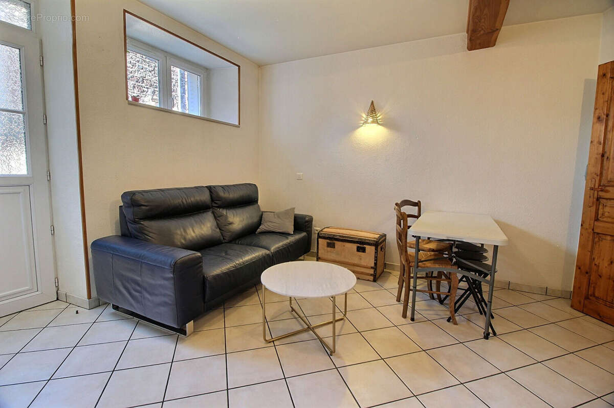 Maison à TALLENDE