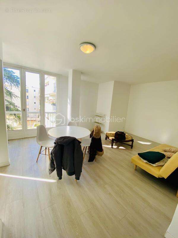 Appartement à NIMES