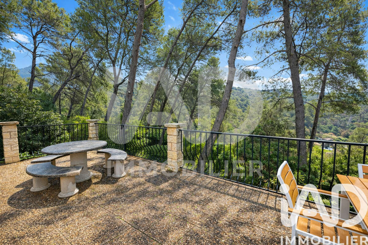 Photo 6 - Maison à MARSEILLE-11E