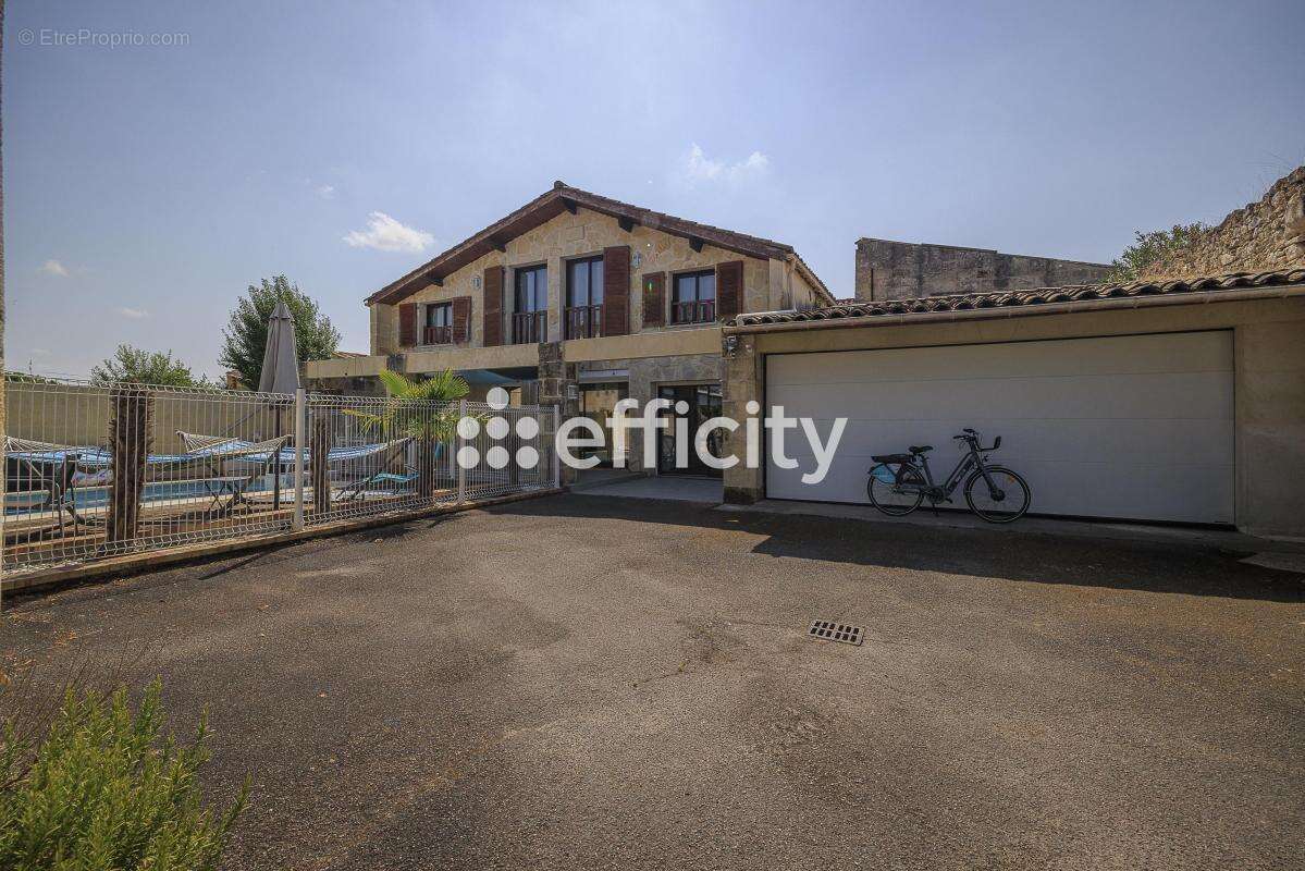 Maison 155 m² à Abzac  - photo 17