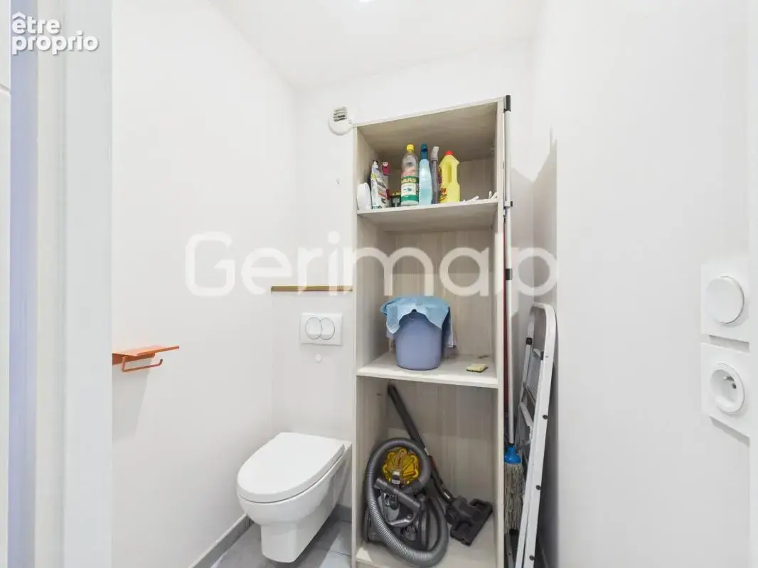 Vente - Appartement - 3 pièces + cuisine - 65 m² - 395 000 € - - photo 11