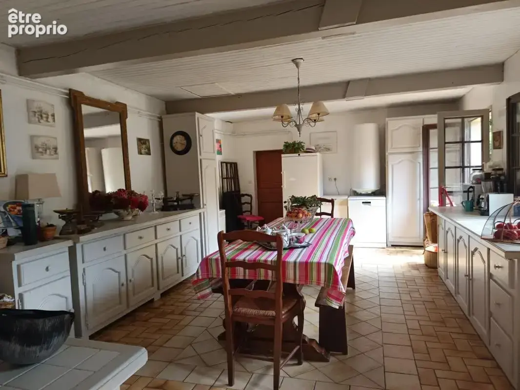 Authentique maison de charme avec dependances - photo 9
