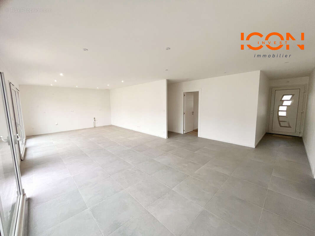 Maison à MORVILLARS