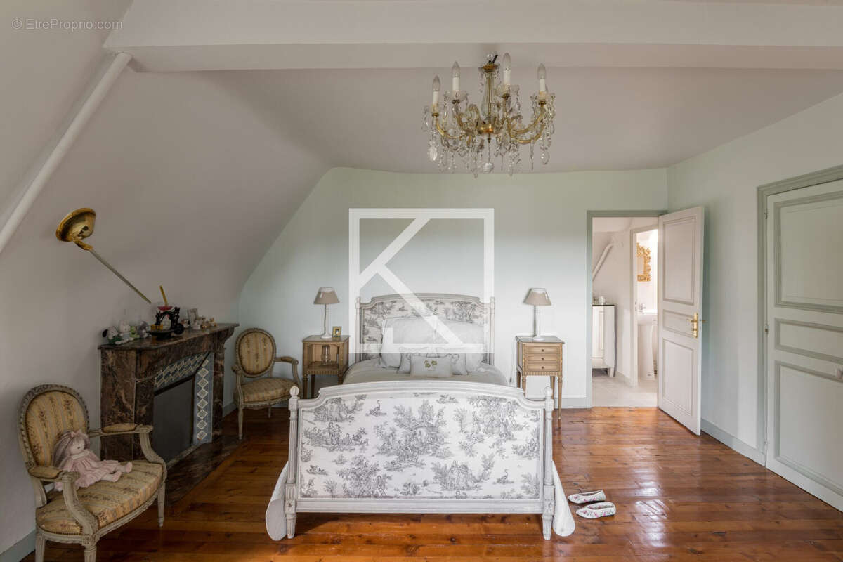 Autre à SAINT-PIERRE-DES-LANDES