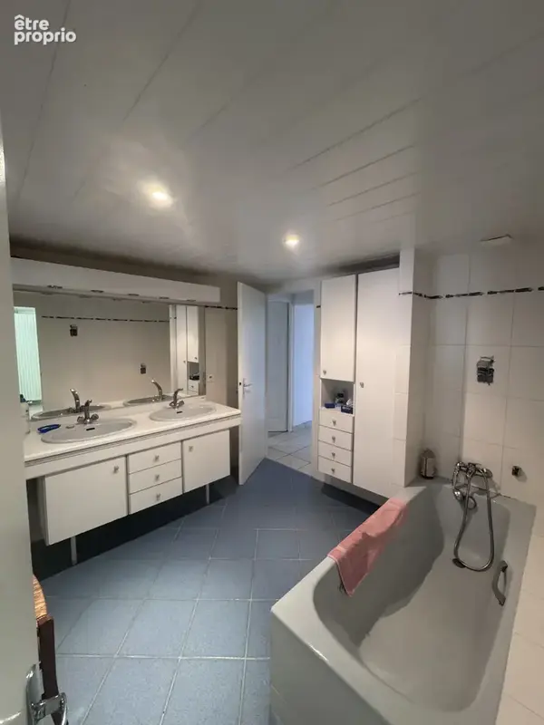 A saisir belle maison d'habitation proche des Essarts 85140 - photo 9