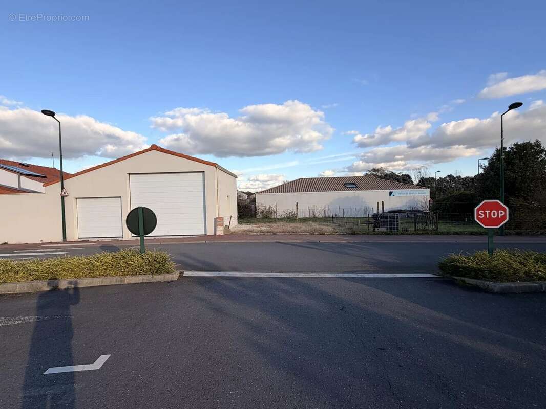 Terrain à LE BIGNON