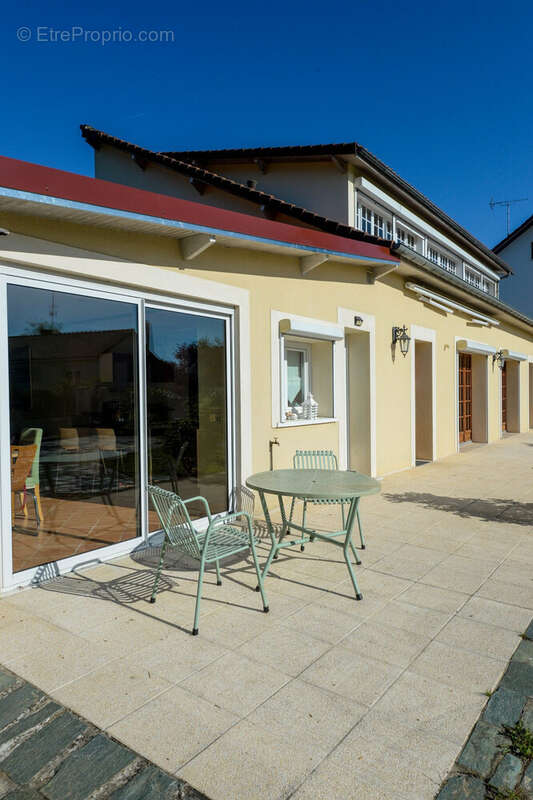 Maison à MORET-SUR-LOING