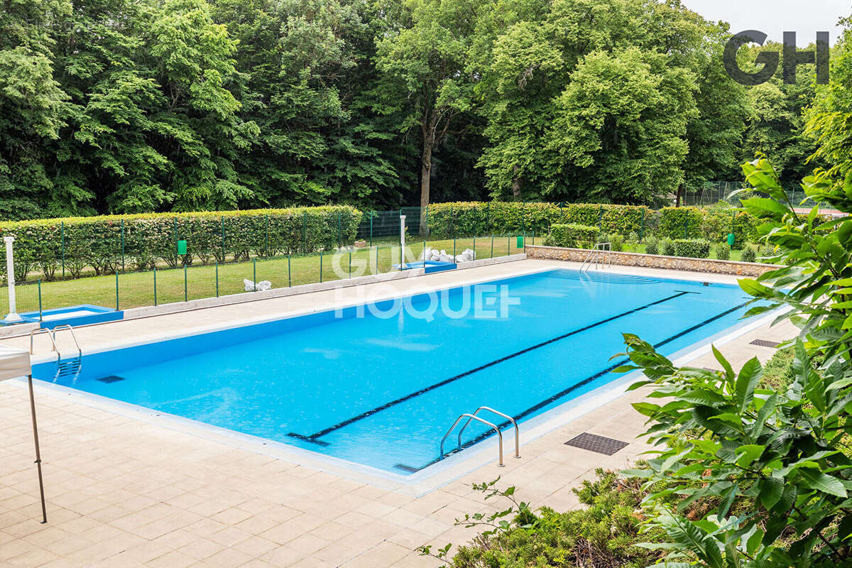 Appartement à ETIOLLES