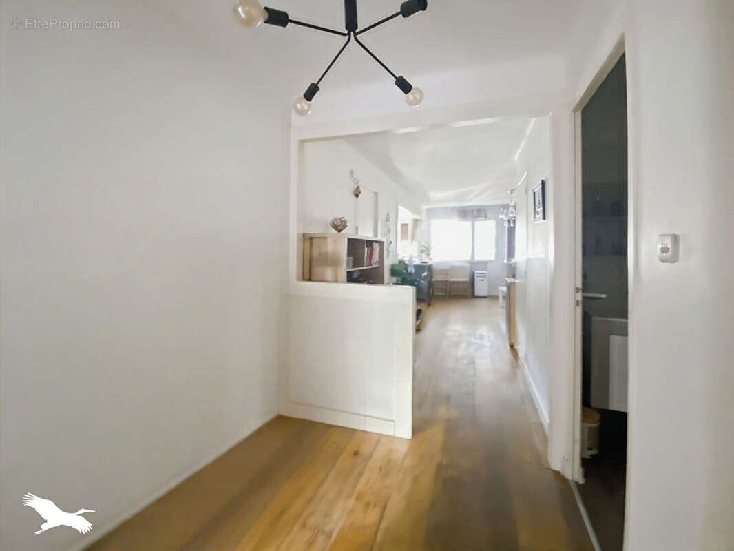 INVEST - Appartement Marseille 3 pièce(s) 63 m2 - photo 13