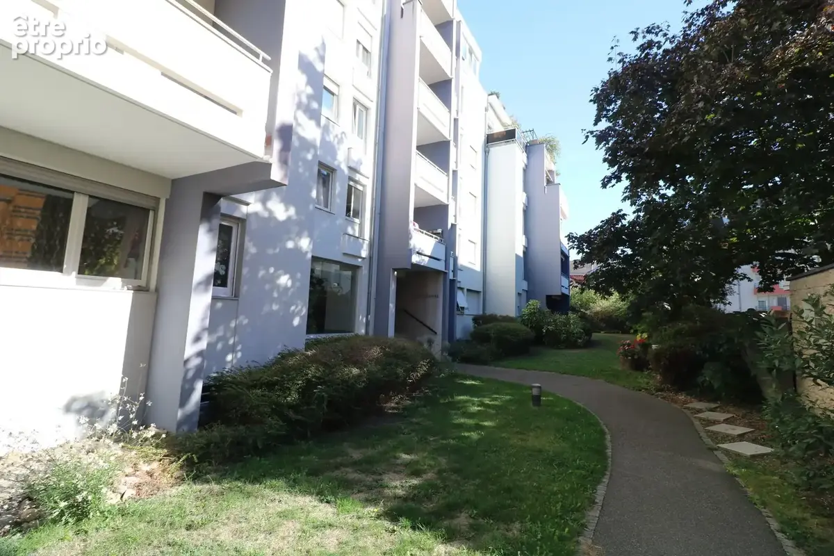 Appartement 1 pièce 27 m² à vendre à Strasbourg (67100) - photo 1