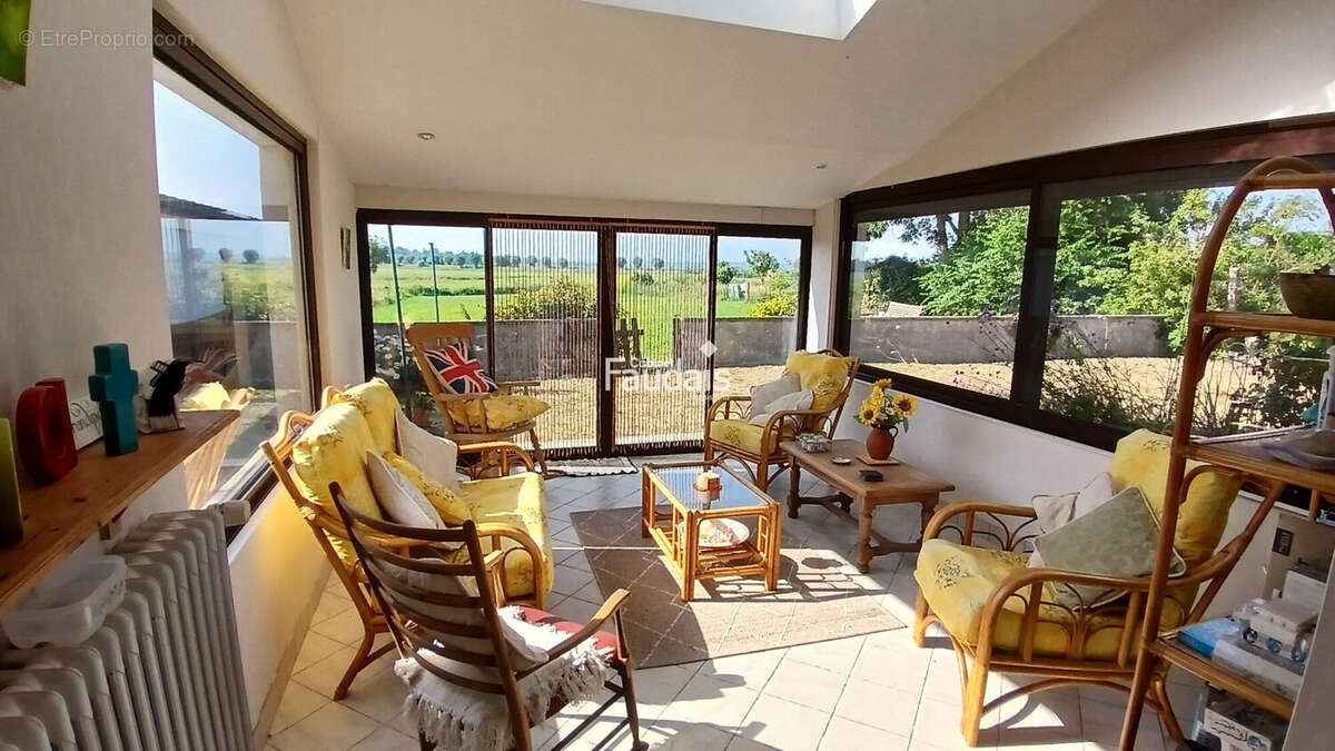Maison 190 m² à Sainte-Mere-Eglise  - photo 5