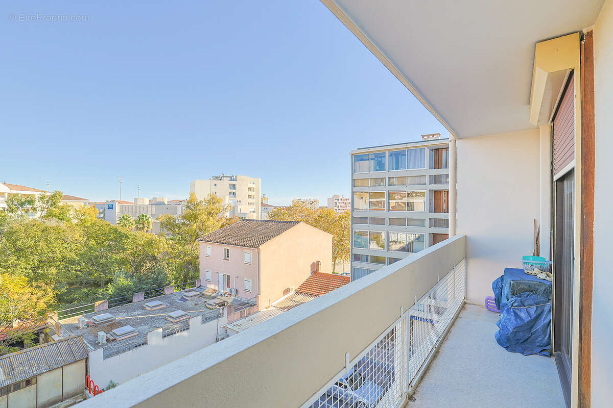 Appartement à HYERES
