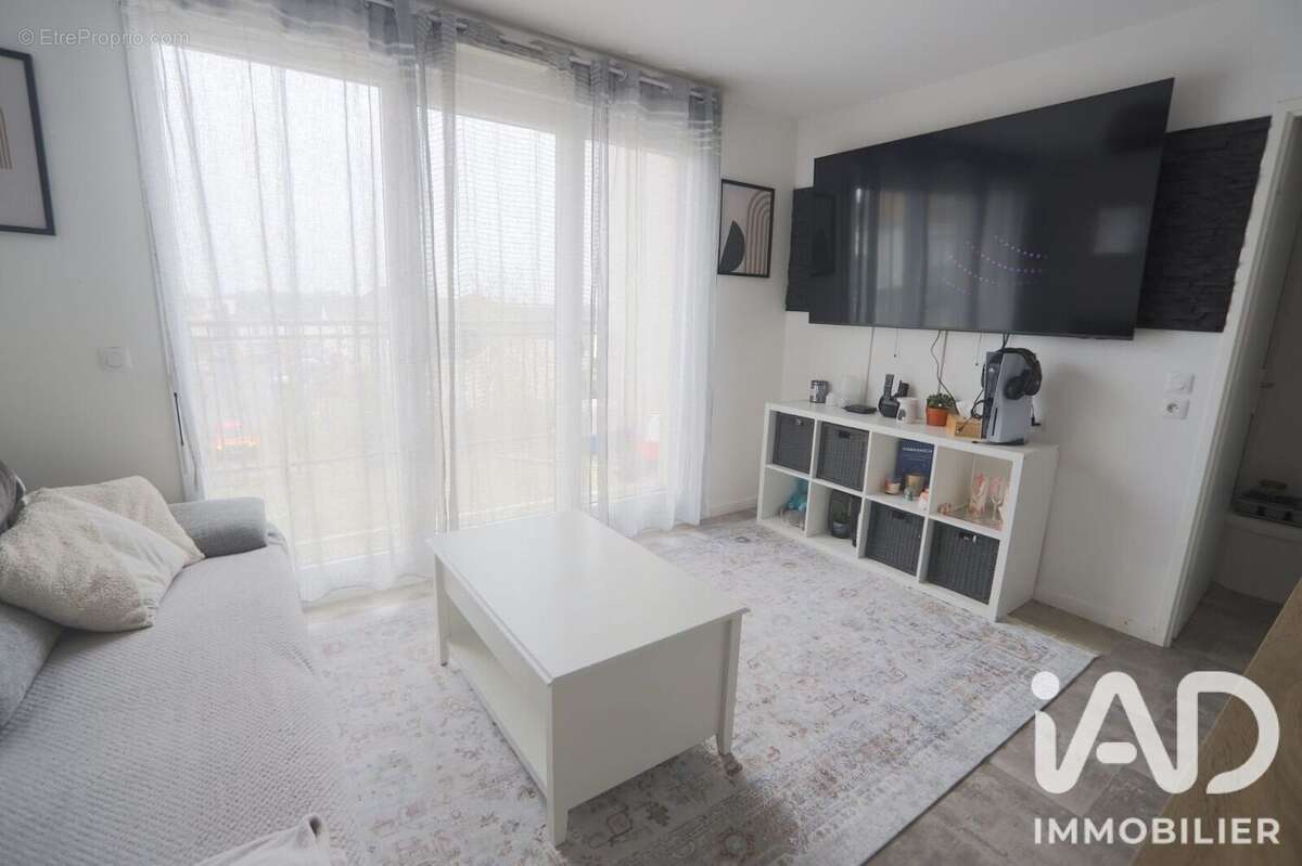 Photo 3 - Appartement à VERT-SAINT-DENIS