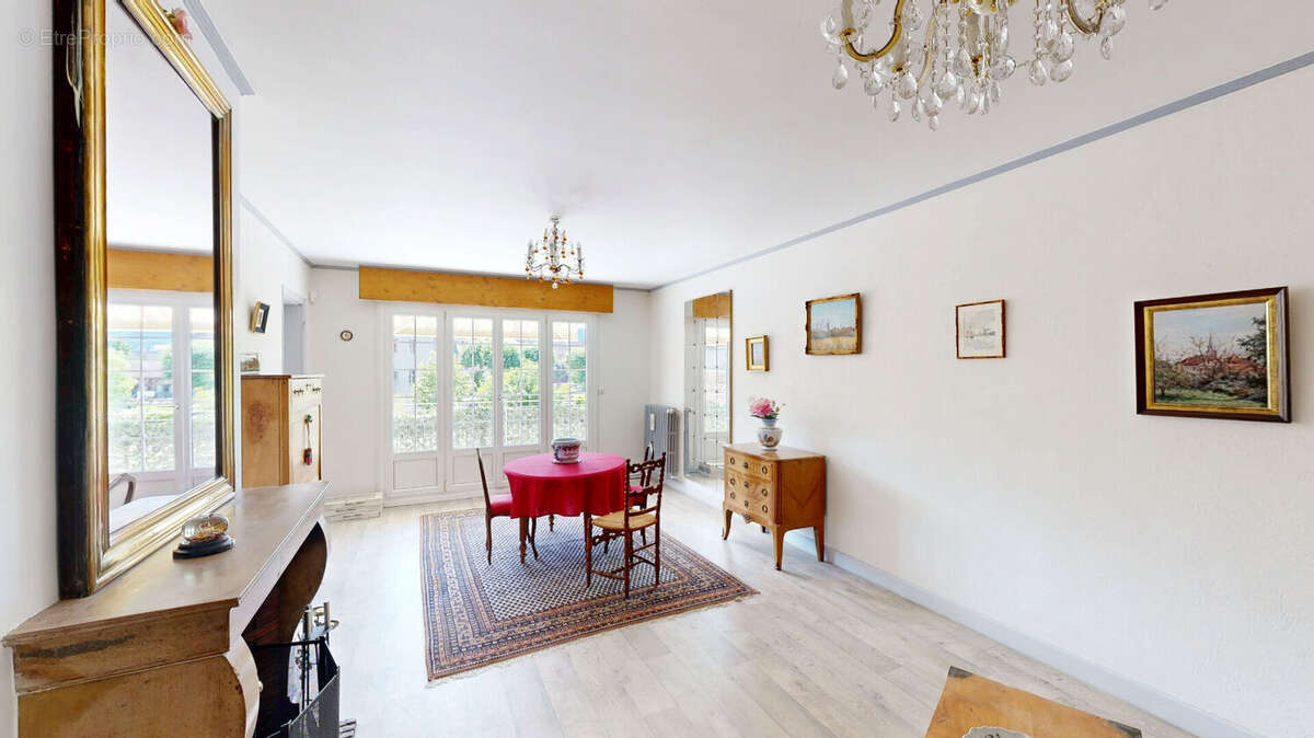 Appartement à ORNANS