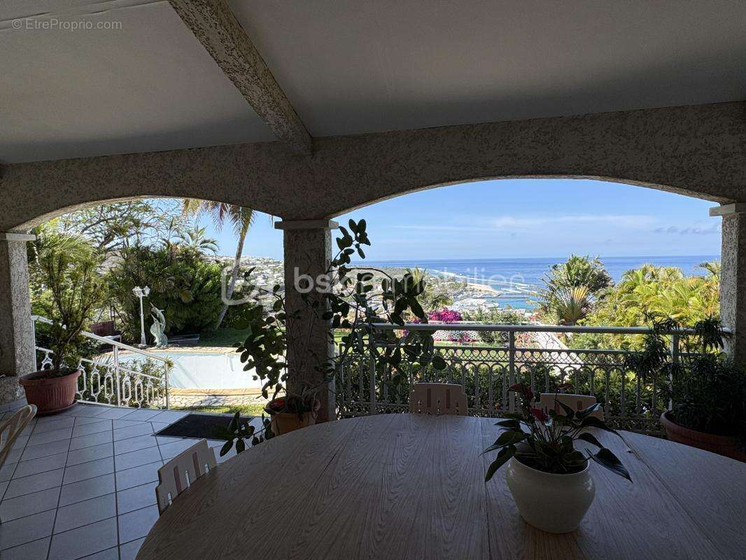 Maison à SAINT-PAUL