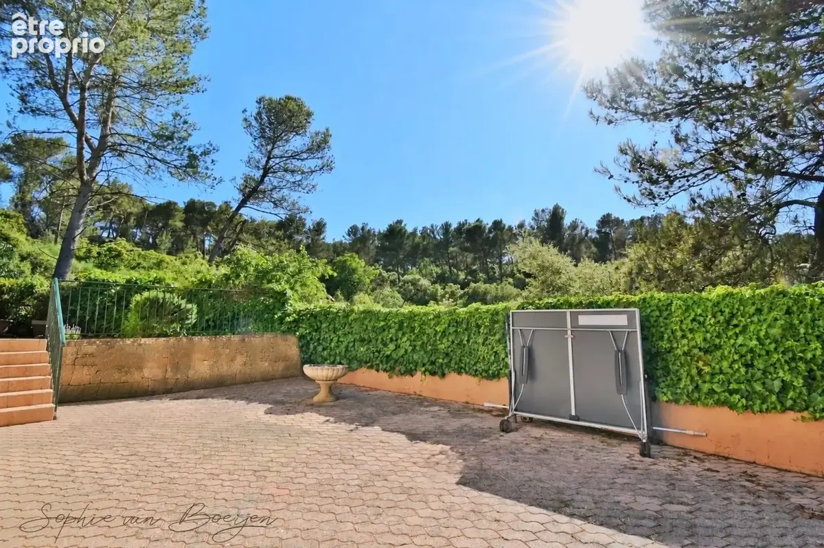Maison à vendre à pied du village BOUC BEL AIR (13), vue nature, 160 m2, 5 chambres, piscine, jardin 500 m2, sous-sol - photo 18