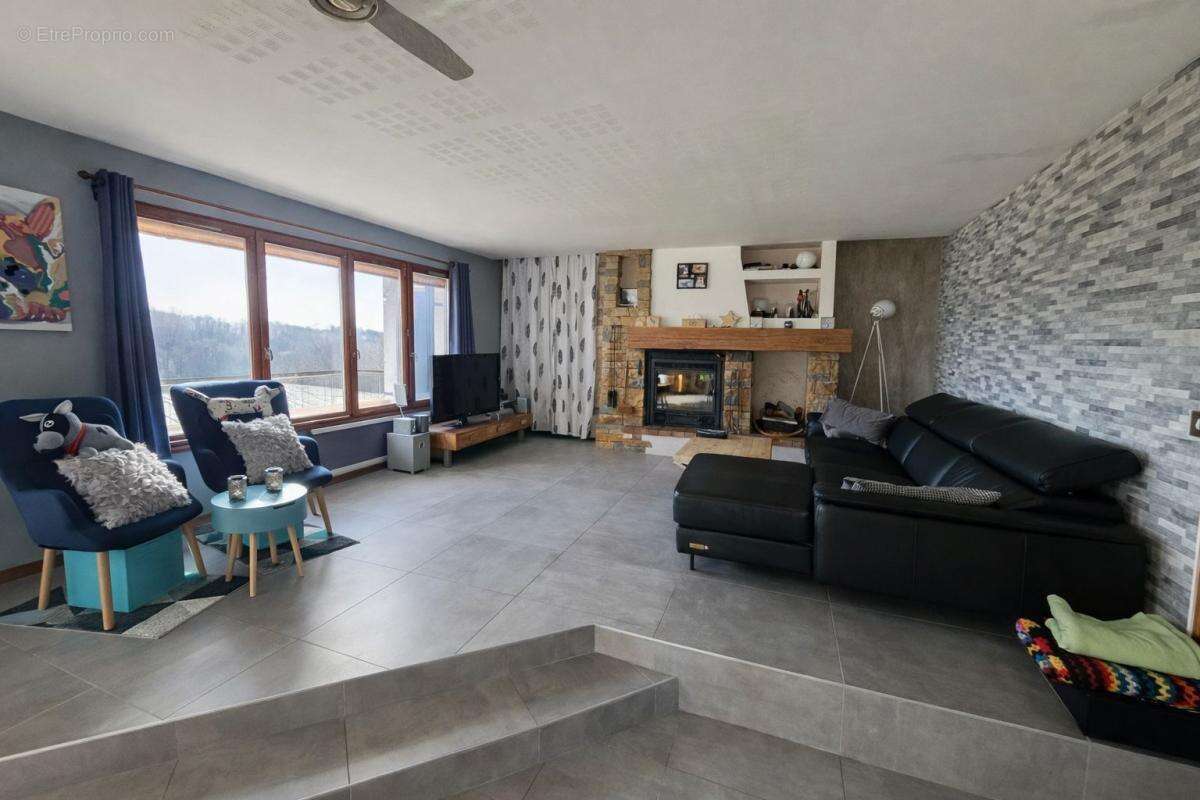 Appartement à VOIRON