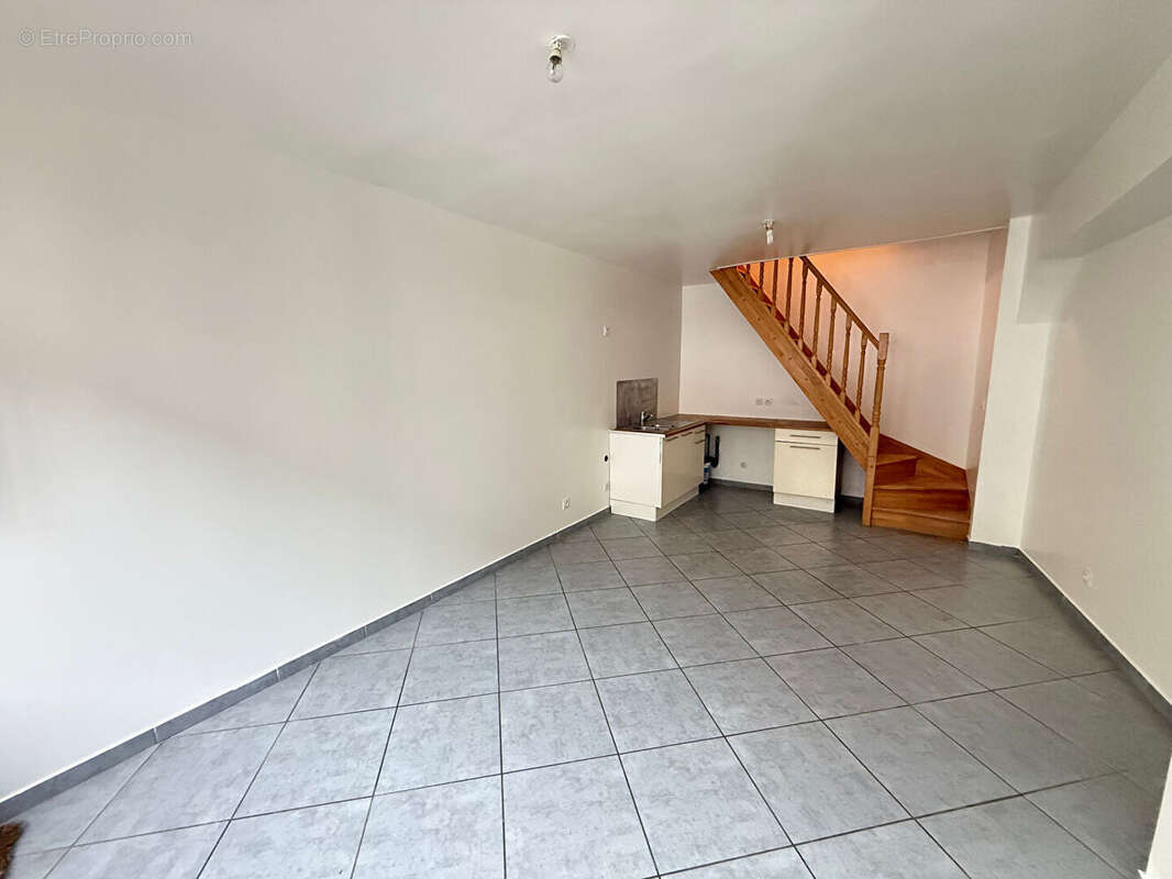 Appartement à LA FERTE-SOUS-JOUARRE