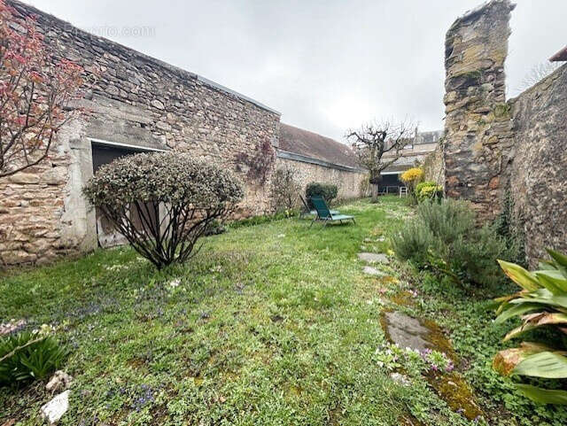 Maison à AUTUN