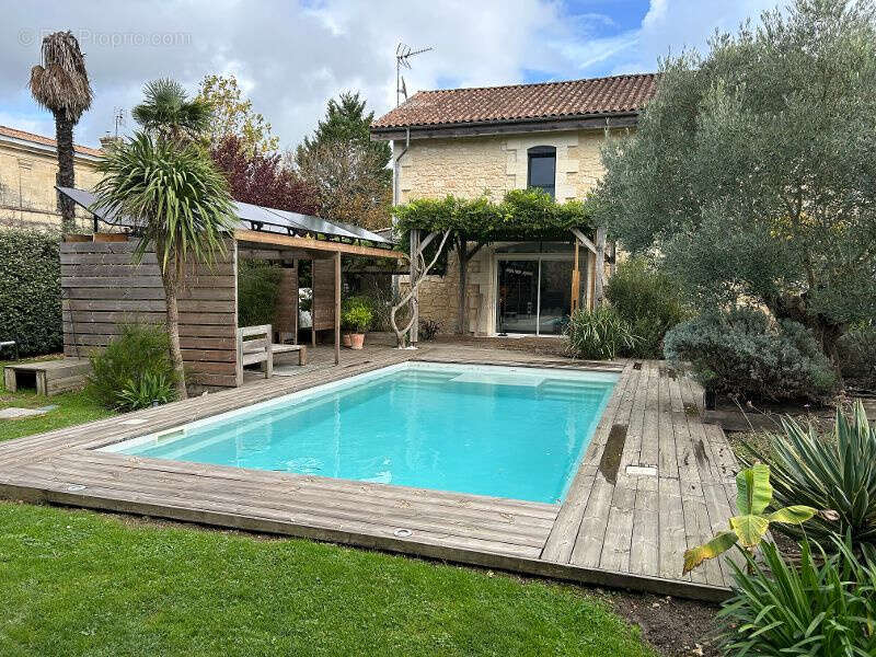 Maison à SAINT-ANDRE-DE-CUBZAC