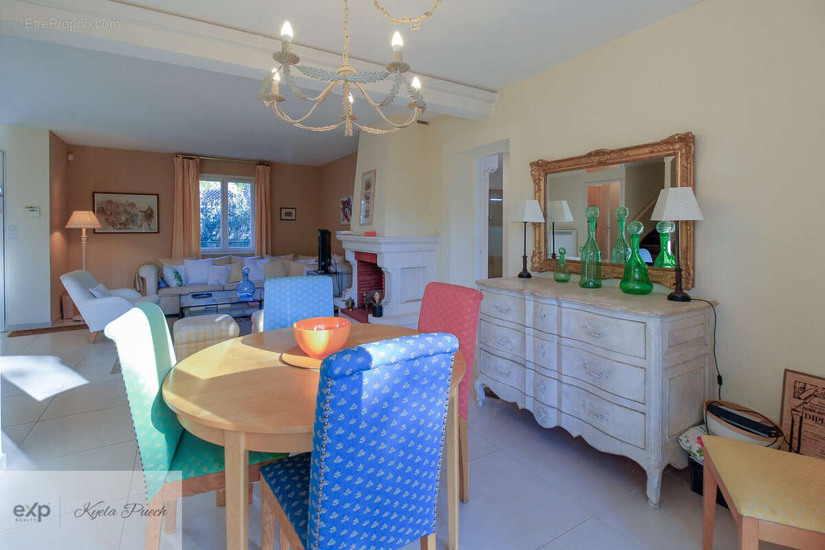 Kyela Puech- eXp Luxury France propose sur leDomaine de golf, Pont Royal, villa, piscine, jardin, suite de plain-pied - Maison à MALLEMORT