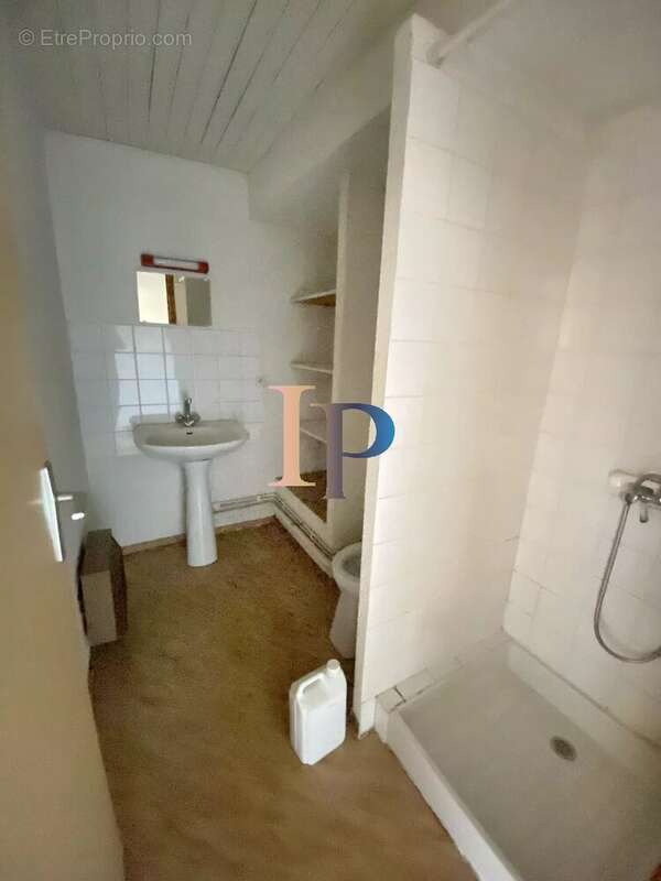 Appartement à CUINZIER