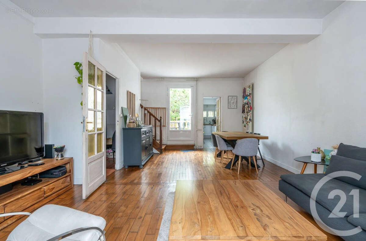 Maison à CHAMPIGNY-SUR-MARNE