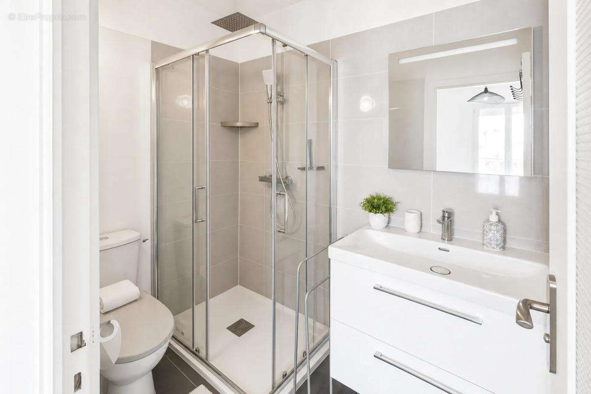 Maison rénovée de 180 m² piscine et toit terrasse à Mussidan - photo 9