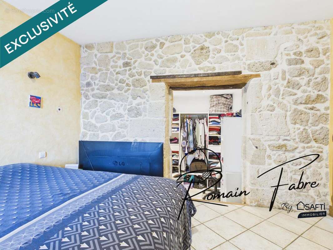 Maison 190 m² à Verac  - photo 8