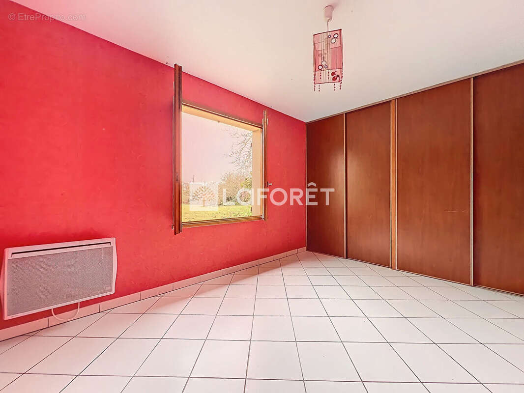 Maison à DOUE-LA-FONTAINE