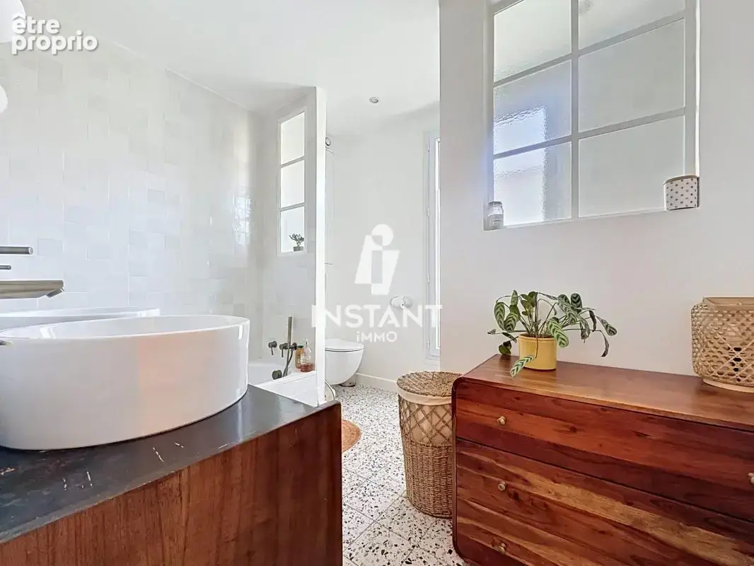 Une adresse rare au coeur du Quartier des Fleurs - photo 16