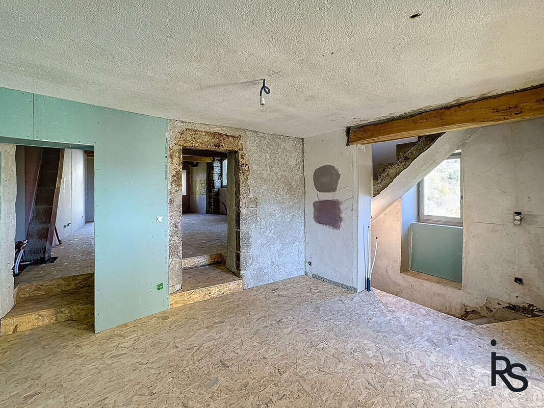 Appartement à CHAZEAUX