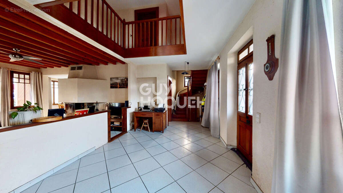 Maison à SAINT-JORIOZ