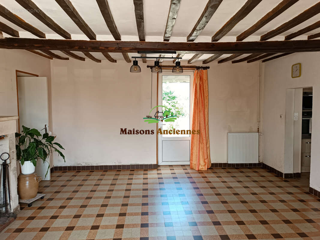 Maison à AVENAY