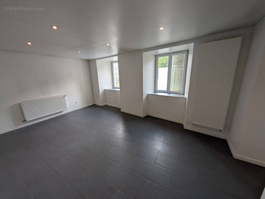 Appartement à NIEDERBRUCK
