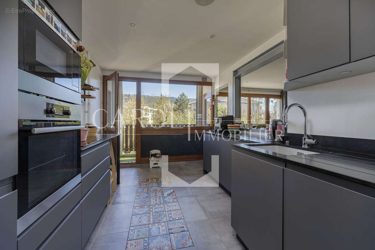 Appartement à MEYTHET