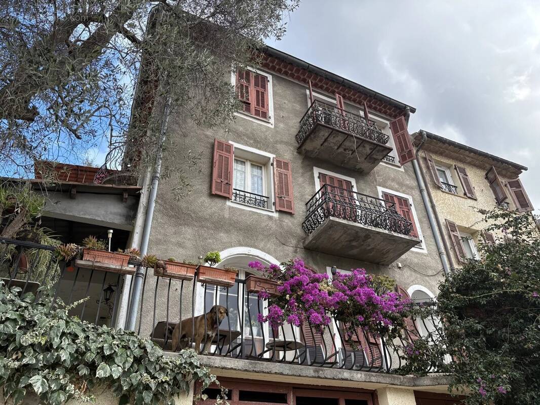 Appartement à SAINT-MARTIN-DU-VAR