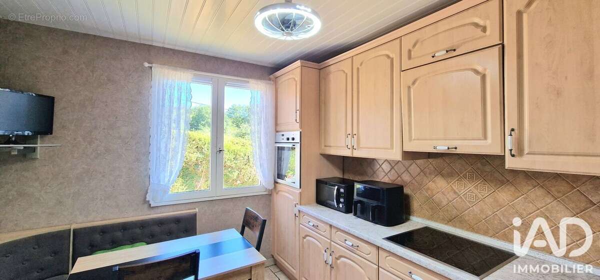Maison 73 m² à Puttelange-Aux-Lacs  - photo 8