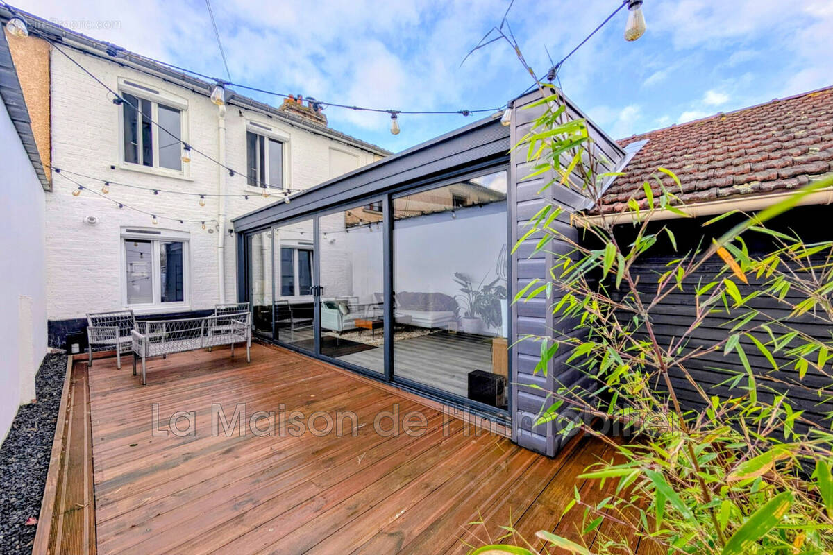 Maison à OISSEL