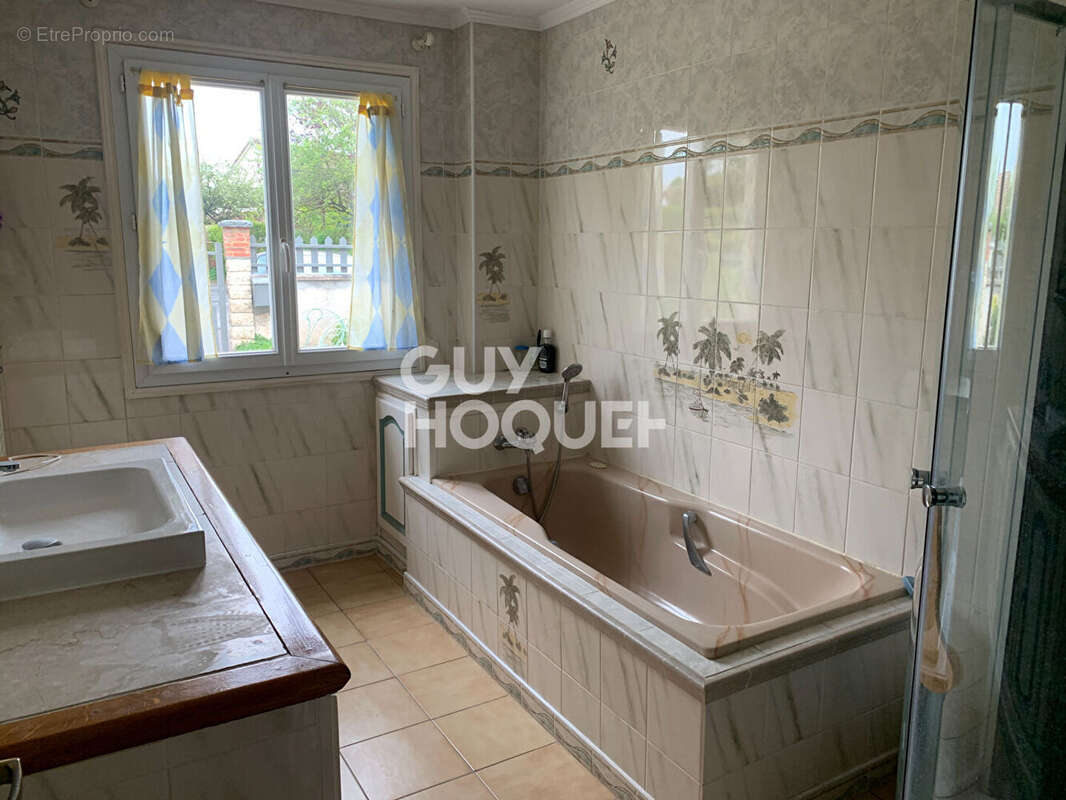 Maison à MILLY-LA-FORET