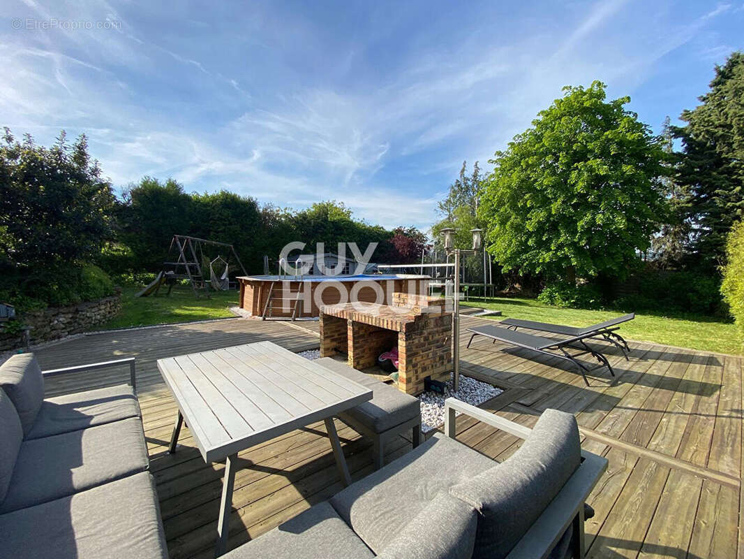 EPÔNE - Grande maison familiale avec deux logements indépendants, dépendances et terrain de 1 258 m² - photo 5