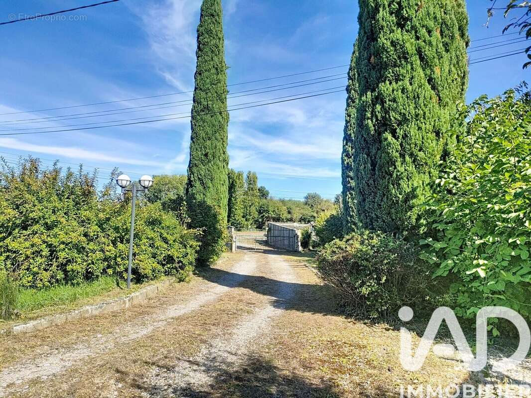 Photo 7 - Maison à CHANTEMERLE-LES-BLES