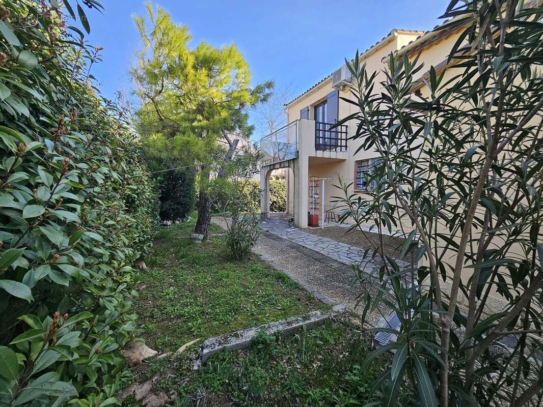 Maison à LE CRES