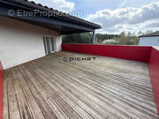 Appartement à SAINT-JEAN-D'ILLAC