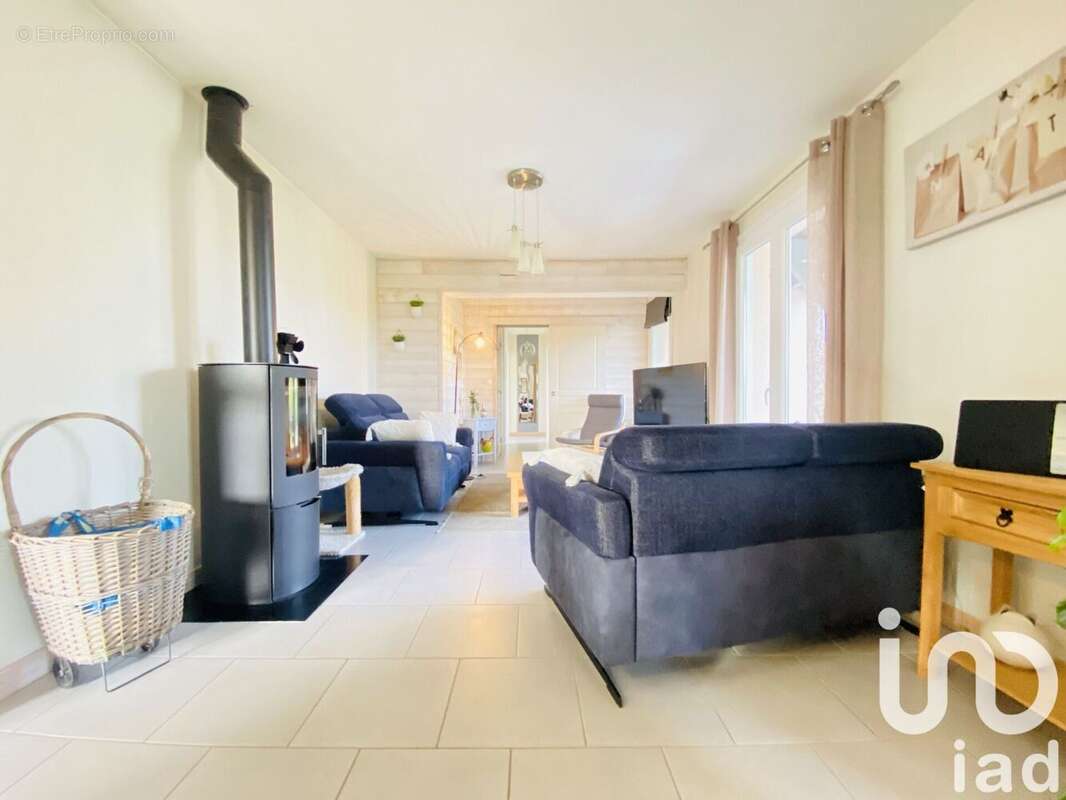 Photo 5 - Maison à BERUGES