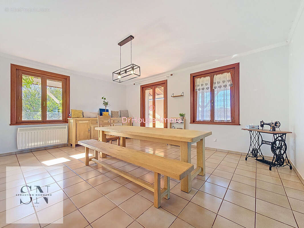 Maison à LA SAUVETAT-SUR-LEDE