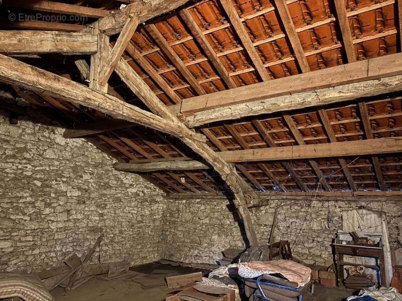 Maison à SIGOULES