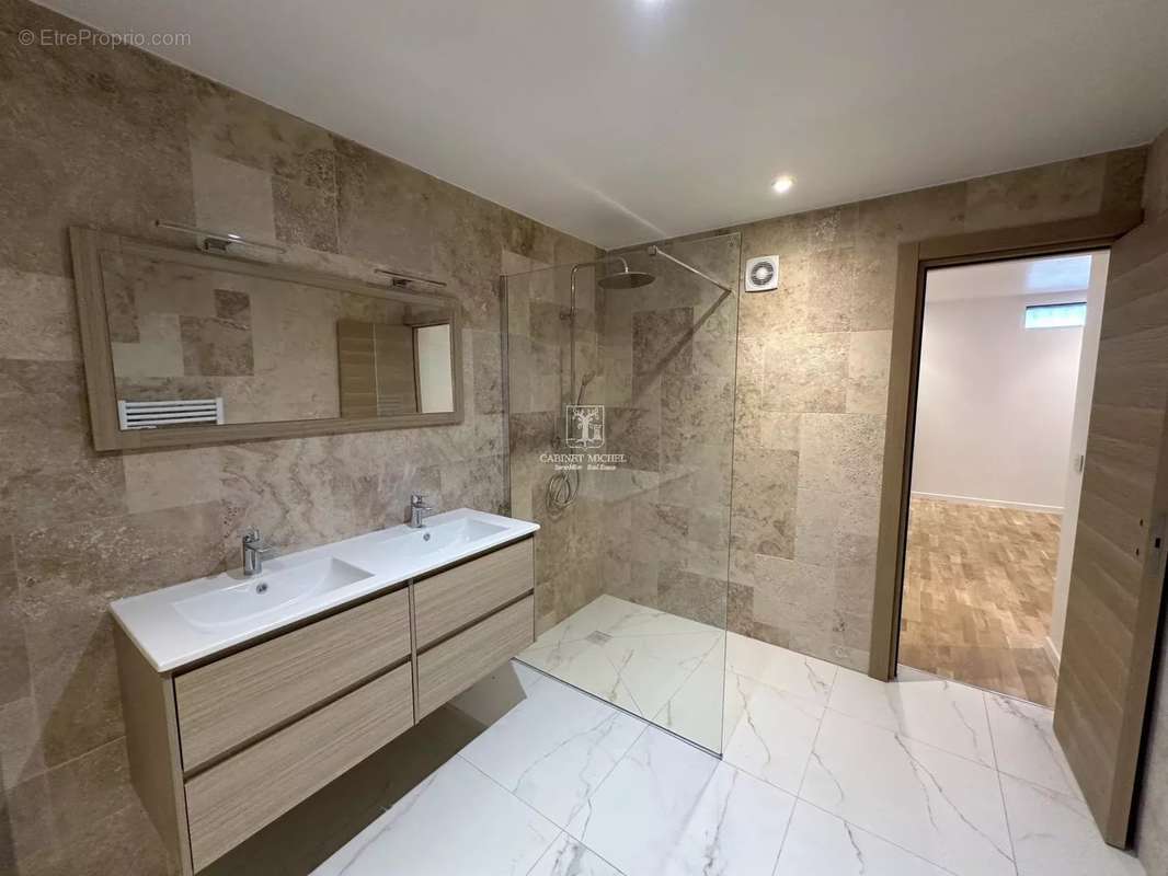 Appartement à VALBONNE