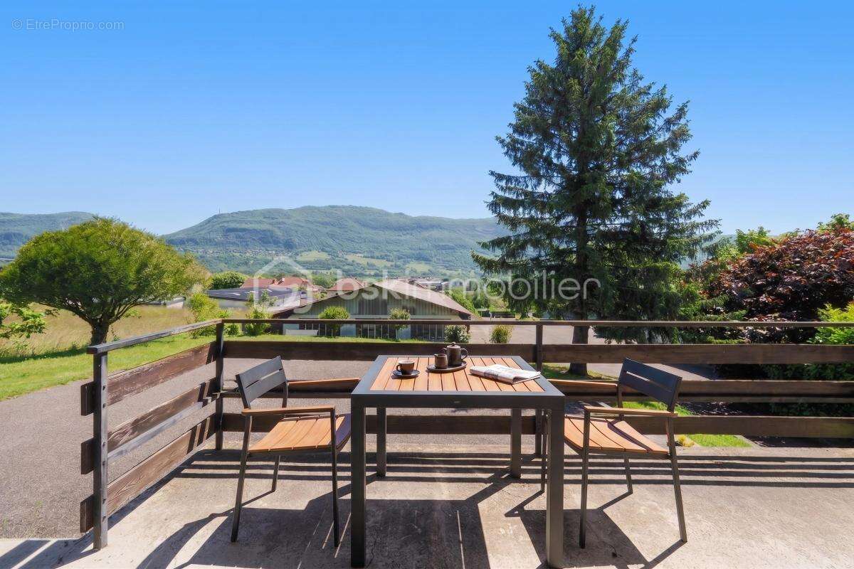 Rare ! Maison de plain-pied à Anglefort avec sous-sol de 140 m² + grand abri voiture 72 m - photo 13